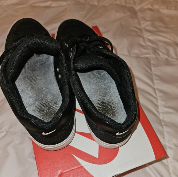 Nike GTS 97 - Picture 2 of 4